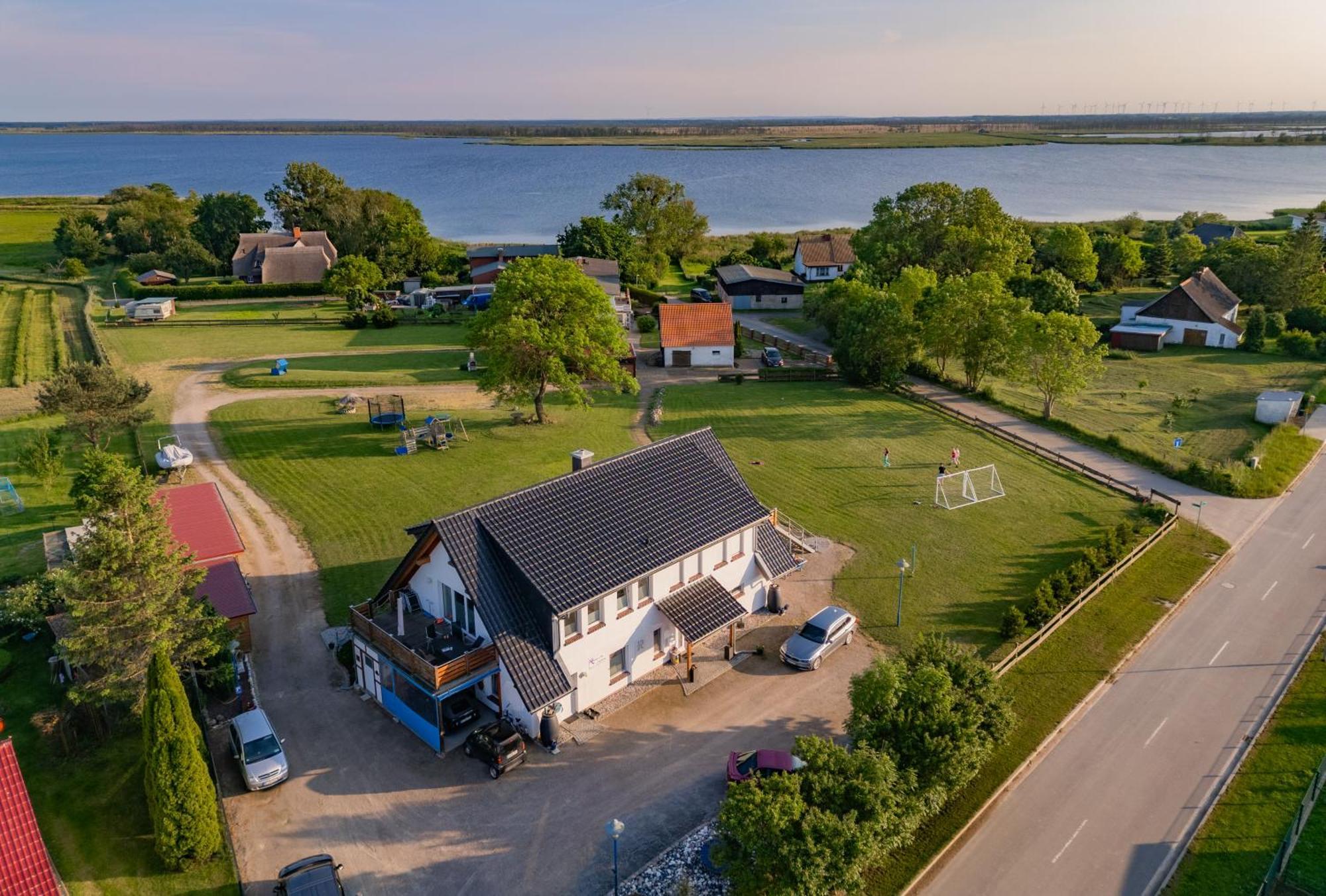 Reusenhof Am Haff Lägenhet Usedom Town Exteriör bild